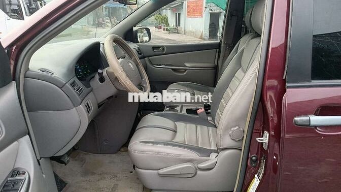Toyota Sienna LE 2006 Đỏ