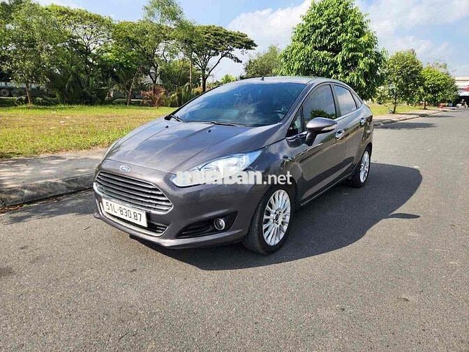 Ford Fiesta Xám