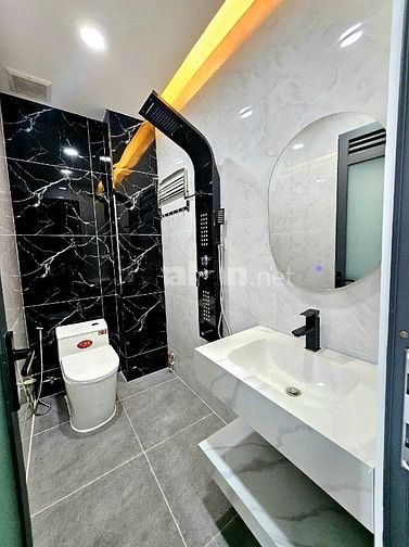 Nhà Phố Luxury 5 Tầng đường Nguyễn Văn Quá, Quận 12 - có thang máy