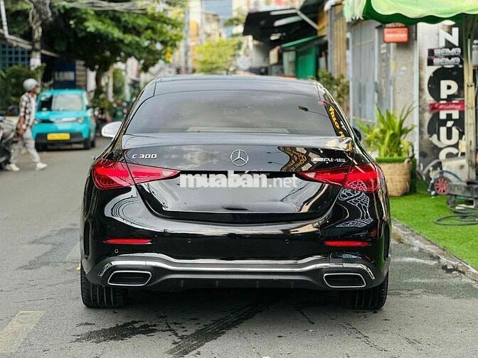 Mercedes C300 AMG Model 2023 Đen