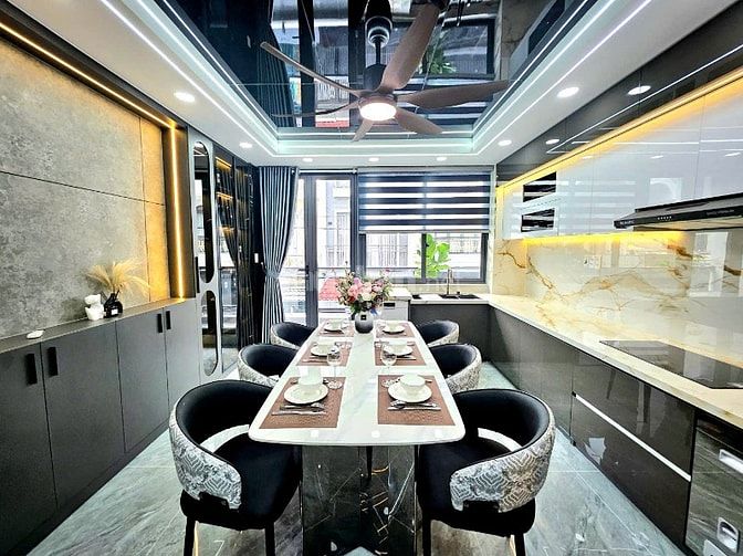 Nhà Phố Luxury 5 Tầng đường Nguyễn Văn Quá, Quận 12 - có thang máy