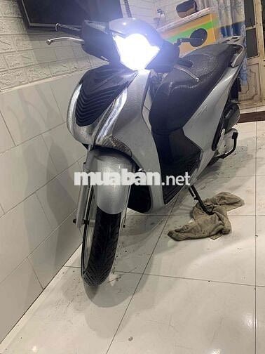 Mình cần bán Honda SH 150i 2013 - 2016 Xám