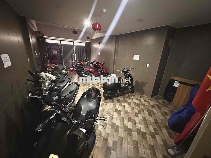 Bán CHDV P. Đức Nhuận 18 phòng