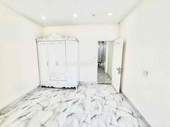 🔥Căn Hộ - 1Ph Ngủ Tách Bếp - Full NT - Cửa Sổ - Ban Công - Thang Máy