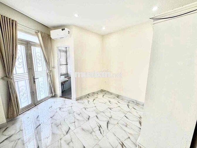 🔥Căn Hộ - 1Ph Ngủ Tách Bếp - Full NT - Cửa Sổ - Ban Công - Thang Máy