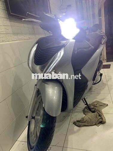 Mình cần bán Honda SH 150i 2013 - 2016 Xám