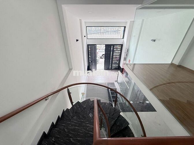 Cho thuê mb Mặt tiền Nguyễn Thượng Hiền, Bình Thạnh - Mới 100%