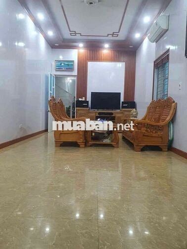 Nhà 2 Tầng phố An Dương ( ngõ 185 Tôn Đức Thắng) thông Nguyễn Công Hòa