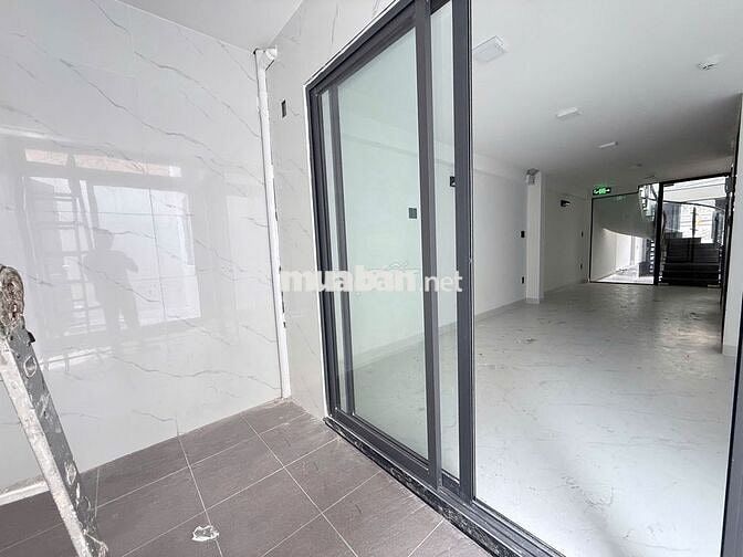 Cho thuê mb Mặt tiền Nguyễn Thượng Hiền, Bình Thạnh - Mới 100%