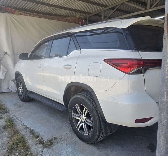 Toyota Fortuner 2017 1 cầu 150000 km Trắng