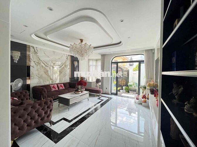 BÁN BIỆT THỰ LÔ GÓC GẦN TRƯỜNG NAM MỸ BÌNH CHÁNH. DT: 163m2 - 5 TẦNG.