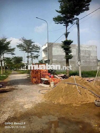 GIA ĐÌNH CẦN BÁN GẤP LÔ ĐẤT SHR 5 X20 ĐÃ CÓ SỔ RIÊNG , FULL THỔ 