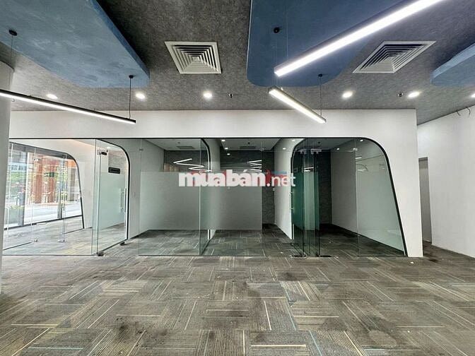 VĂN PHÒNG MẶT TIỀN  KHU VIP TÔN ĐỨC THẮNG QUẬN 1, DT 320M2,13 TẦNG 