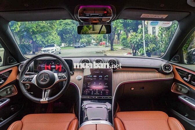 Mercedes-Benz C200 Avantgarde Plus 2023 Bank 90%