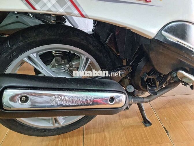 Yamaha Mio Classic Trắng đỏ