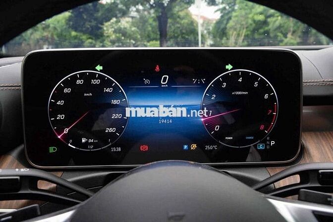 Mercedes-Benz C200 Avantgarde Plus 2023 Bank 90%