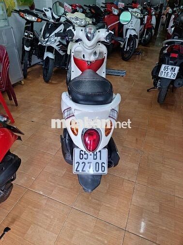 Yamaha Mio Classic Trắng đỏ