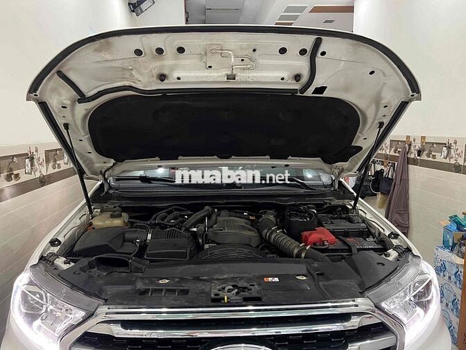EVEREST 4x4 siêu lướt 27.000 KM 1 Đời chủ sử dụng