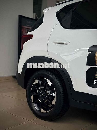 KIA Sonet 1.5 Premium Trắng