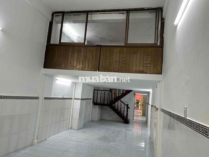 Cho thuê nhà 2 mặt tiền, 2 phòng ngủ, 2 toilet