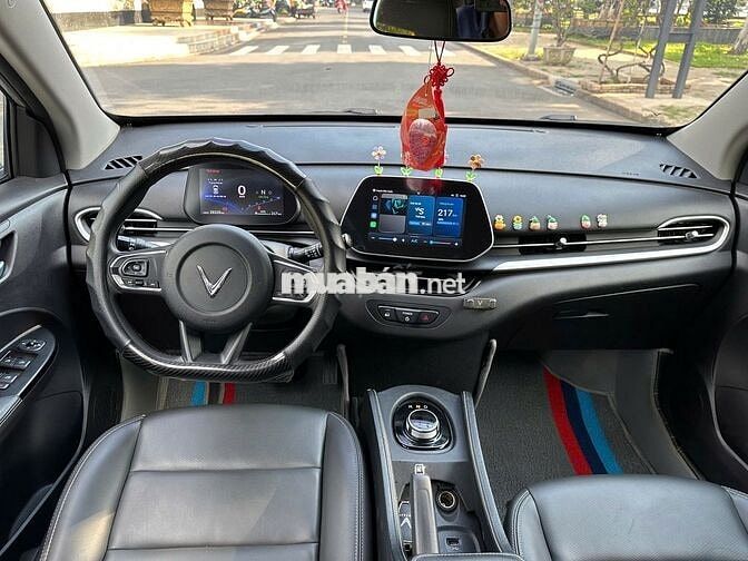 VF5 PLUS 25 - MUA PIN - FREE SẠC KGH