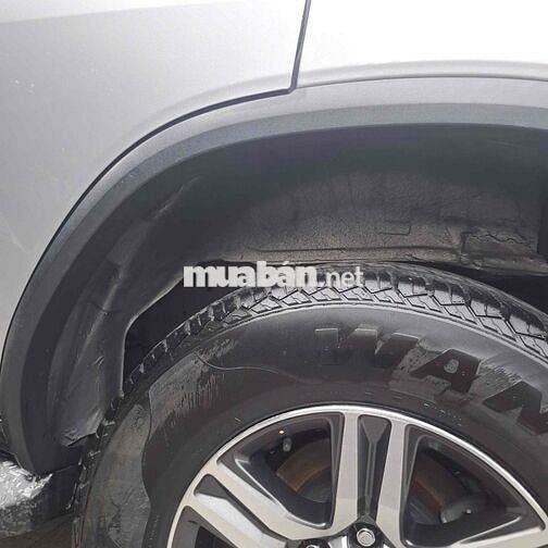 Toyota Fortuner 2020 Bạc 7 chỗ