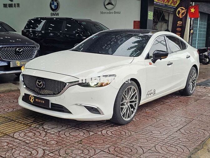 Mazda 6 2018 2.5 Premium Trắng