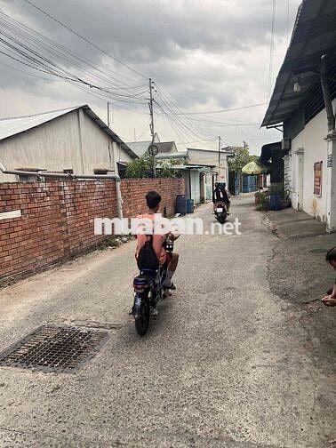 chính chủ cần bán nhà 1 trệt 1 lầu