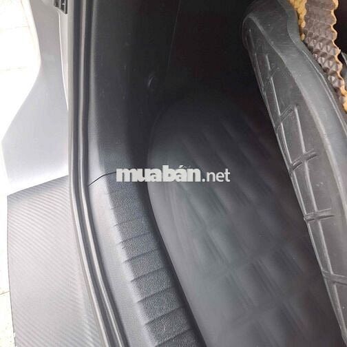 Toyota Fortuner 2020 Bạc 7 chỗ