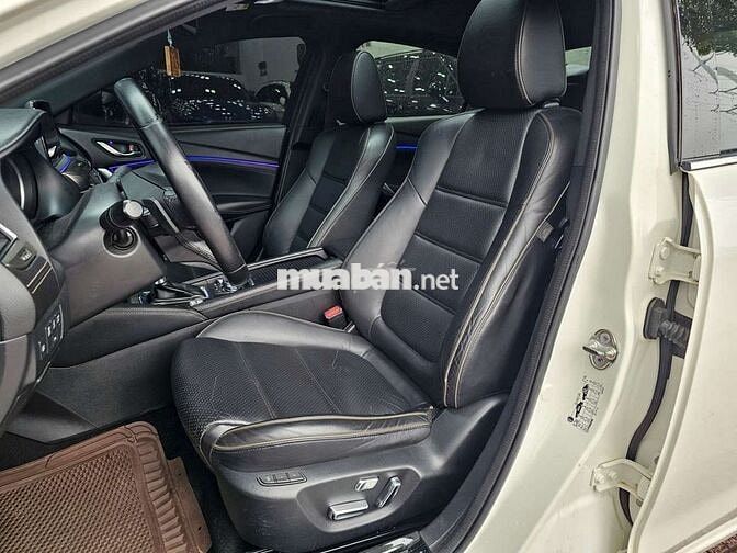 Mazda 6 2018 2.5 Premium Trắng