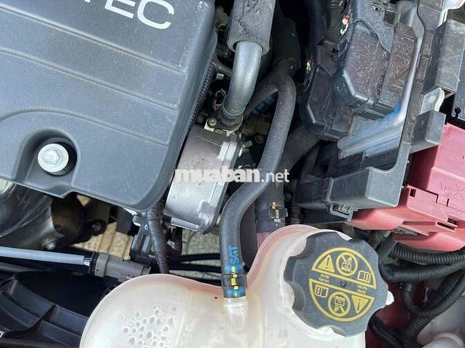 VinFast Fadil 2022 Cao cấp Đỏ