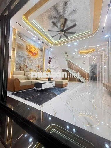 Chính Chủ Cần Bán Nhà SHR Gần Chợ Đầu Mối Hóc Môn 5pn, 2WC 110m2