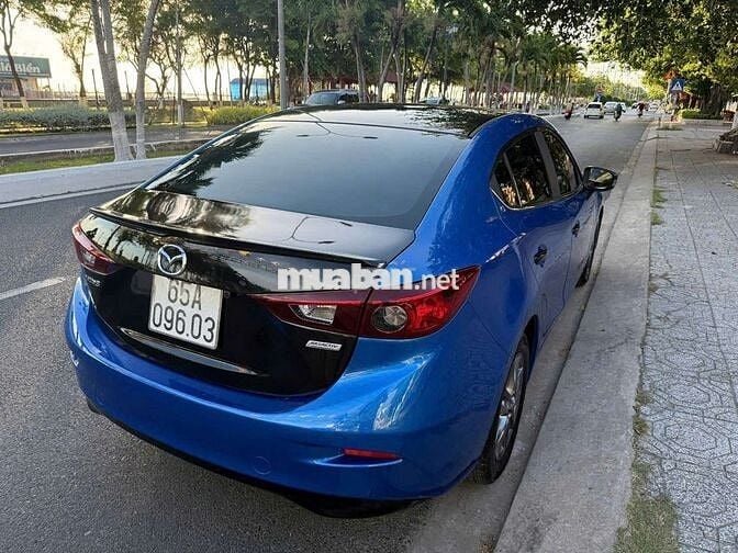 Mazda 3 2016 Xanh