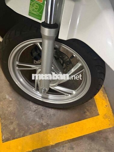 Honda SH 160 ABS 2023 Trắng