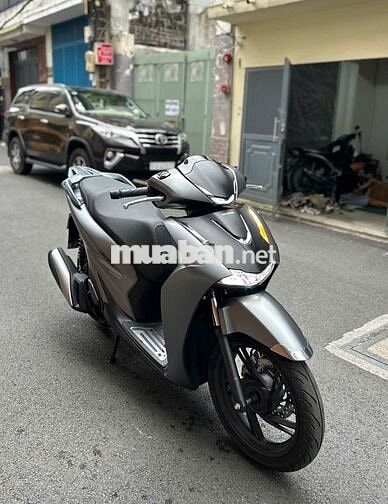 SH160iABS2026 Xám grey odo 51km, tình trạng 99,99%