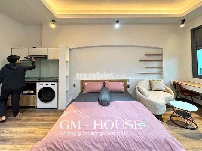 Cho thuê căn hộ dịch vụ 50m2 ban công- máy giặt riêng ở Điện Biên Phủ