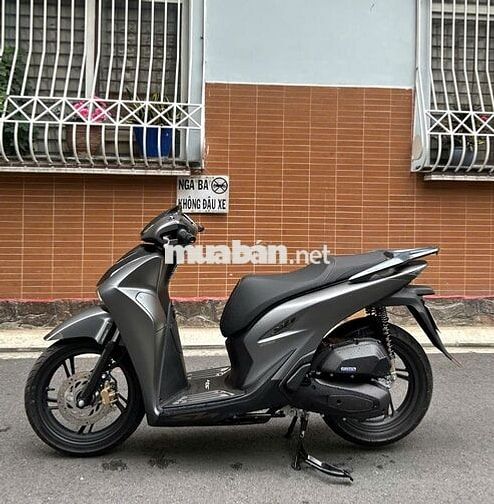 SH160iABS2026 Xám grey odo 51km, tình trạng 99,99%