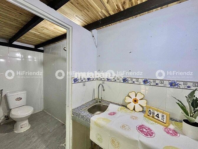 CHO THUÊ PHÒNG GÁC RỘNG CỬA SỔ BANCOL ĐẦY ĐỦ NỘI THẤT ĐƯỜNG VƯỜN LÀI