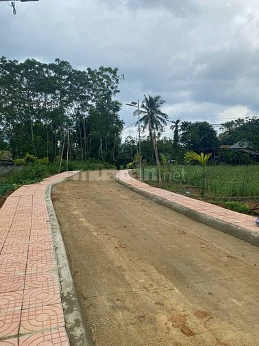 CẦN BÁN LÔ GÓC 3 MẶT TIỀN ĐẸP NHẤT PHỐ NGỌC MINH & THỊ TRẤN NGỌC LẶC