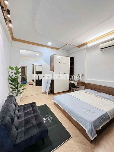 Cho thuê căn studio tách bếp ban công máy giặt riêng full nt ở quận 10