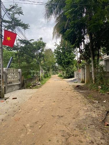 CẦN BÁN LÔ GÓC 3 MẶT TIỀN ĐẸP NHẤT PHỐ NGỌC MINH & THỊ TRẤN NGỌC LẶC