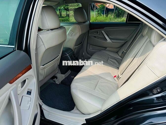Toyota Camry 2.4G AT 2012 Đen