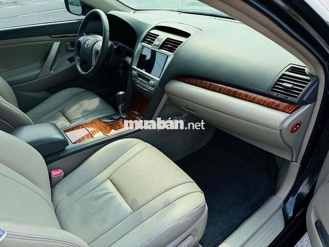 Toyota Camry 2.4G AT 2012 Đen