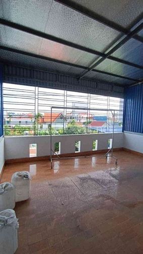 Một căn 130m2 gần các cấp trường học,chợ,ăn uống vui chơiVũ Yên gần đó