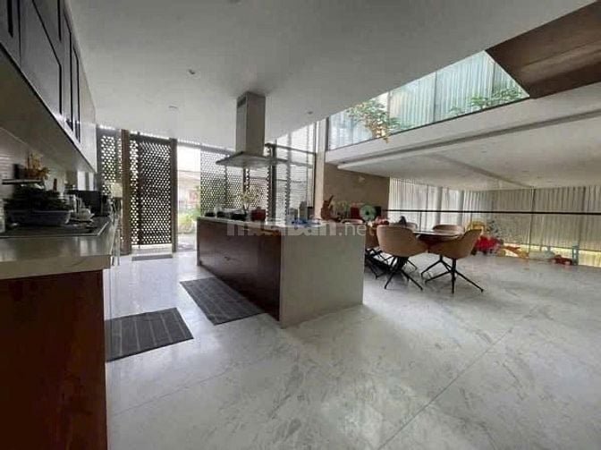 Biệt Thự Góc 2 Mặt Hẻm Nguyễn Sỹ Sách – 304m² Đất – Chỉ 45 Tỷ