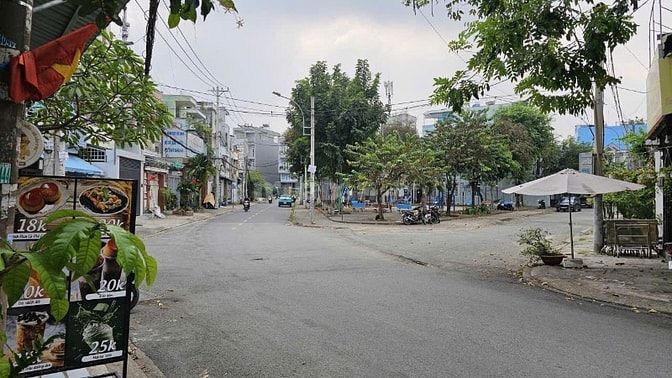13 TỶ - 135M2 MTKD NGAY HOÀNG DIỆU 2, LINH TRUNG