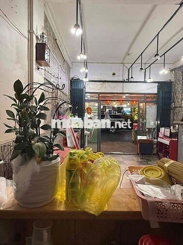 SANG MB GIÁ RẺ VỊ TRÍ ĐẸP CẶP VINCOM HÙNG VƯƠNG,