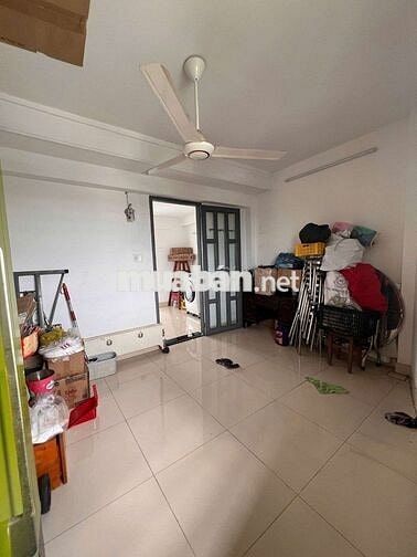 Nh-à gần ngay Nguyễn Ảnh Thủ .Nguyễn Thị Sóc xã bà điểm