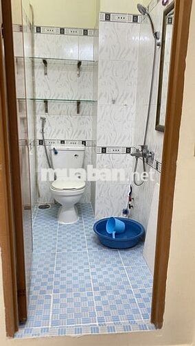 Quận 10, cho thuê phòng, tiện nghi, máy lạnh, toilet riêng, an ninh...