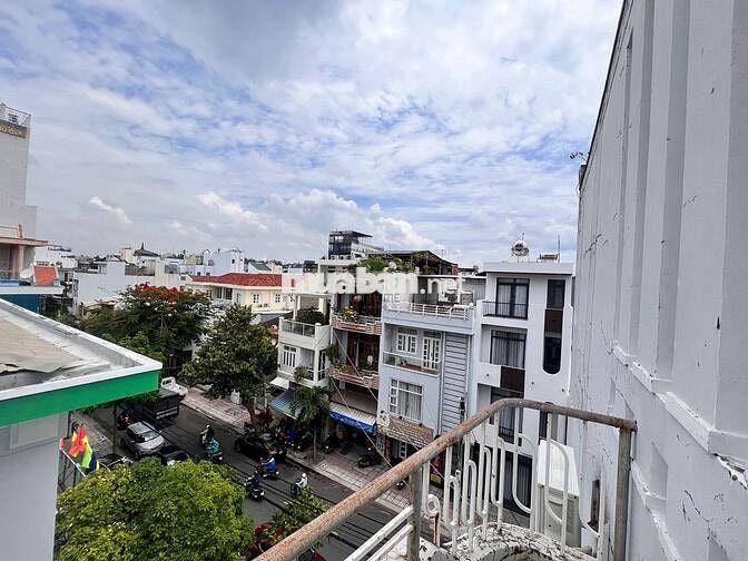 CHO THUÊ NHÀ Ở KINH DOANH 5 PHÒNG NGỦ NGAY TRUNG TÂM THÀNH PHỐ